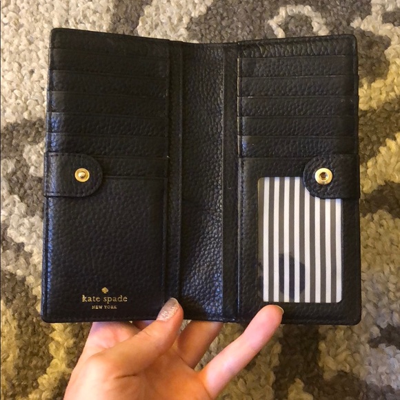 Kate Spade wallet - Picture 3 of 6